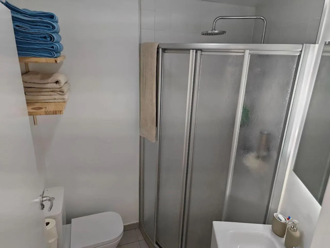 Centrico Apartamento Nogalera 토레몰리노스 0*,  스페인
